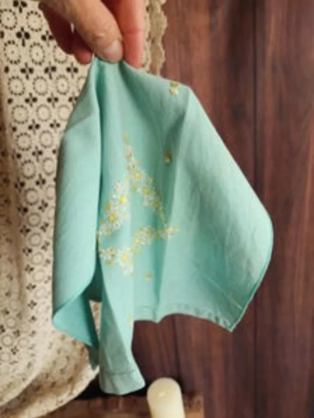 Vintage 1930s Tea Towel, Mint Green Linen with Daisy Floral Embroidery Fingertip